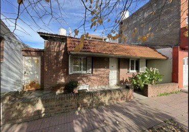 CASA A RECICLAR EN VENTA